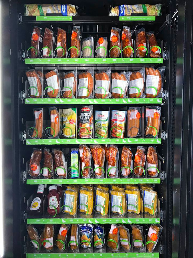 Meat-automatic-vending-machine-D-Fresh-2